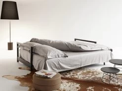 Innovation Bifrost Deluxe Schlafsofa 3-Sitzer Mit Armlehnen -Paulmann Store innovation bifrost deluxe schlafsofa 3 sitzer mit armlehnen 66 127 8frc 1280x1280