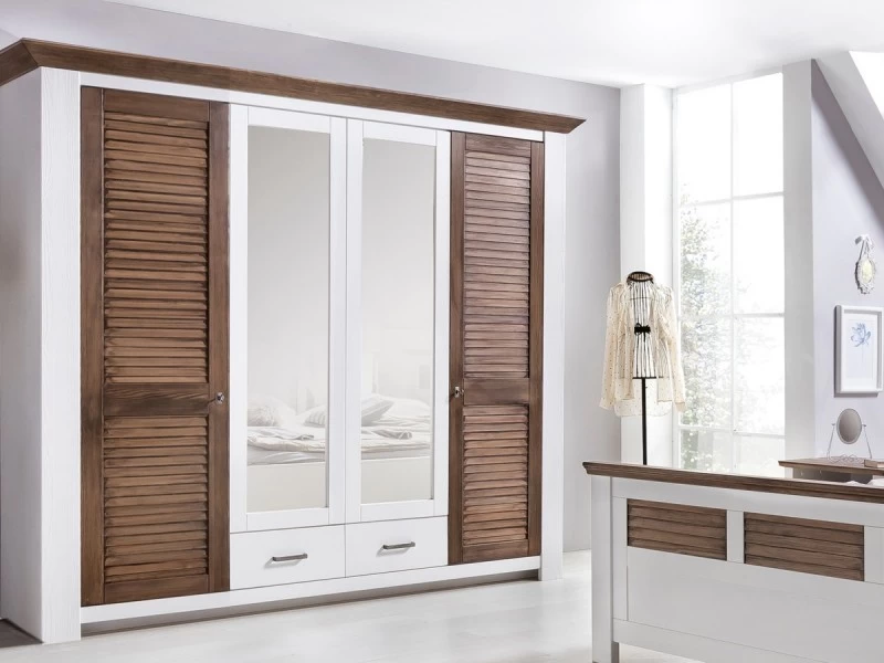 Kleiderschrank Laguna 4 Türig Pinie Weiss Braun Mit Spiegel 3 Kleiderschrank Laguna 4 Türig Pinie Weiss Braun Mit Spiegel