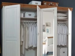 Kleiderschrank Melina 4 Türig Kiefer Massiv Weiß Gewachst 255cm Breit Mit Spiegel Abs Honigfarbig 9 Kleiderschrank Melina 4 Türig Kiefer Massiv Weiß Gewachst 255cm Breit Mit Spiegel Abs Honigfarbig -Paulmann Store kleiderschrank melina 4 turig kiefer massiv weib gewachst 255cm 10632 fXmg 1280x1280